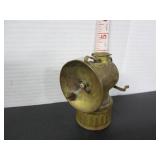 ANTIQUE CARBIDE MINERS HEAD LAMP 'JUSTRITE'