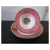 BEAUTIFUL STANLEY PINK-GOLD PEBBLED CUP & SAUCER