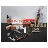 LOT OF VINTAGE COLLECTIBLES