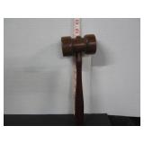 VINTAGE WOODEN GAVEL