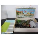 VINTAGE MARX TOYS MILITARY BARRACKS ACTION SET