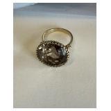 Lady's 10KT Yellow Gold Ring