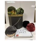 (5) Vintage Hats & Hat Box