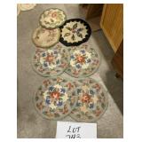 (7) Hooked Rug Rounds