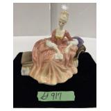 Royal Doulton 'Reverie' H.N. 2306