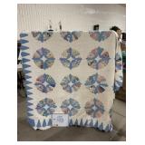 'Dresden Plate' Quilt - 73' x 76' -(Some Stains)
