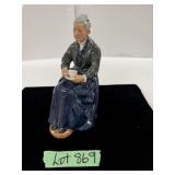 Royal Doulton 'The Cup Of Tea' H.N. 2322