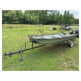14' Duracraft fishing boat with 9.8 Mercury