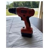 Black and decker 12 V cordless drill - no charger