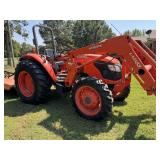 Kubota 5140 4x4 with loader. 1800 hrs bought new