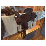 Simco saddle 17' & saddle blanket