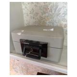 Sentry 1150 safe with key