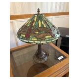 Tiffany style dragonfly table lamp