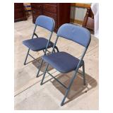 2 Folding Chairs