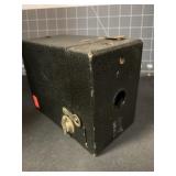 VINTAGE KODAK BOX CAMERA