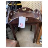 BUTLER TRAY TABLE - 17 X 17 X 23 '