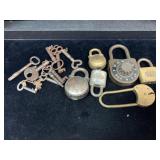 6 ANTIQUE PADLOCKS & LOT OF MISC ANTIQUE KEYS