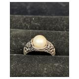STERLING SILVER RING W/ PEARL - SZ 7