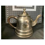 7.5 ' ANTIQUE METAL KETTLE W/ WOOD HANDLE