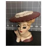 1958 NAPCO 5.5 ' LADY HEAD VASE W/ PEARL NECKLACE