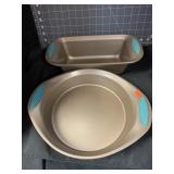 2 RACHAEL RAY BAKING PANS