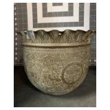VINTAGE ETCHED BRASS PLANTER 8 X 6.5 '