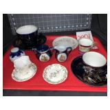 LOT OF VINTAGE PORCELAIN COLLECTIBLES