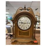 VINTAGE INGRAHAM WOOD CASE WORKING ELECTRIC CLOCK