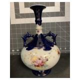 8 ' ANTIQUE HAND-PAINTED BLUE & WHITE VASE