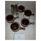 Spice cannisters, soup bowls, teapot