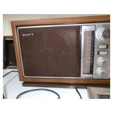 Sony radio and thermometer