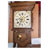 Decorative battery wall clock