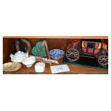 Miscellaneous decor, creamer, buggy