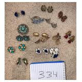 Matching earrings and pins lot
