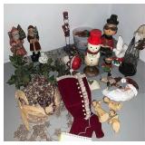 More christmas deocor and figures