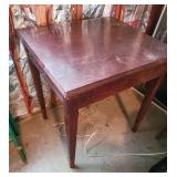 Swivel Top Table