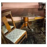 Antique Pedestal Table with 4 chairs 3 leaves