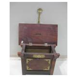 8"x 4.5"x 6" Wood & Brass Asian Coin Box 8"x 4.5"x 6" Wood & Brass Asian Coin Box