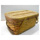 19"x 12"x 9" Vintage Wood Picnic Basket