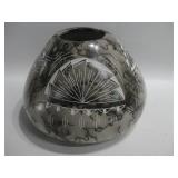 8" Diameter Etched Navajo Horse Hair Pottery 8" Diameter Etched Navajo Horse Hair Pottery