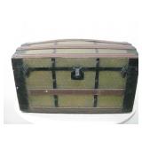 34"x 18"x 21" Vintage Hump Back Trunk See Info 34"x 18"x 21" Vintage Hump Back Trunk See Info