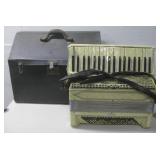 Vtg Cfidardo Piano Accordion Observed Wear