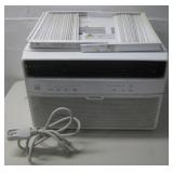 Toshiba Window AC Unit 8000BTU Powers On