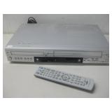 Zenith XBV443 VCR/DVD Player W/Remote Powers On