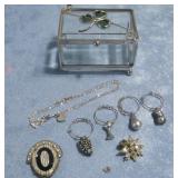 Beveled Glass W/Clover Trinket Box See Info