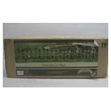 NIB Three Panel Graceful Arch Bedding Fence