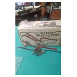 SPEC-CAST ONE BOTTOM WALKING PLOW TOY NIB
