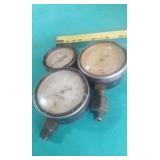 THREE VINTAGE FISHER GAUGES