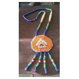 SIOUX NECKLACE BEADED ON LEATHER