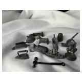 VINTAGE METAL MONOPOLY PIECES INCLUDING CLASSIC